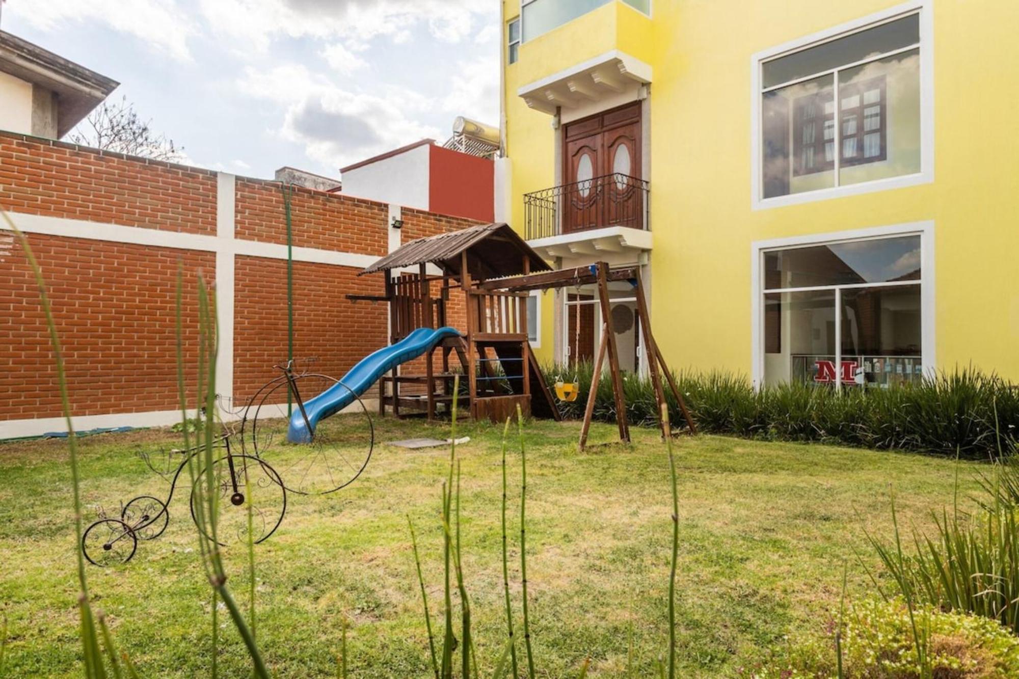 Oyo Hotel Emperadores Inn, Атлиско Екстериор снимка