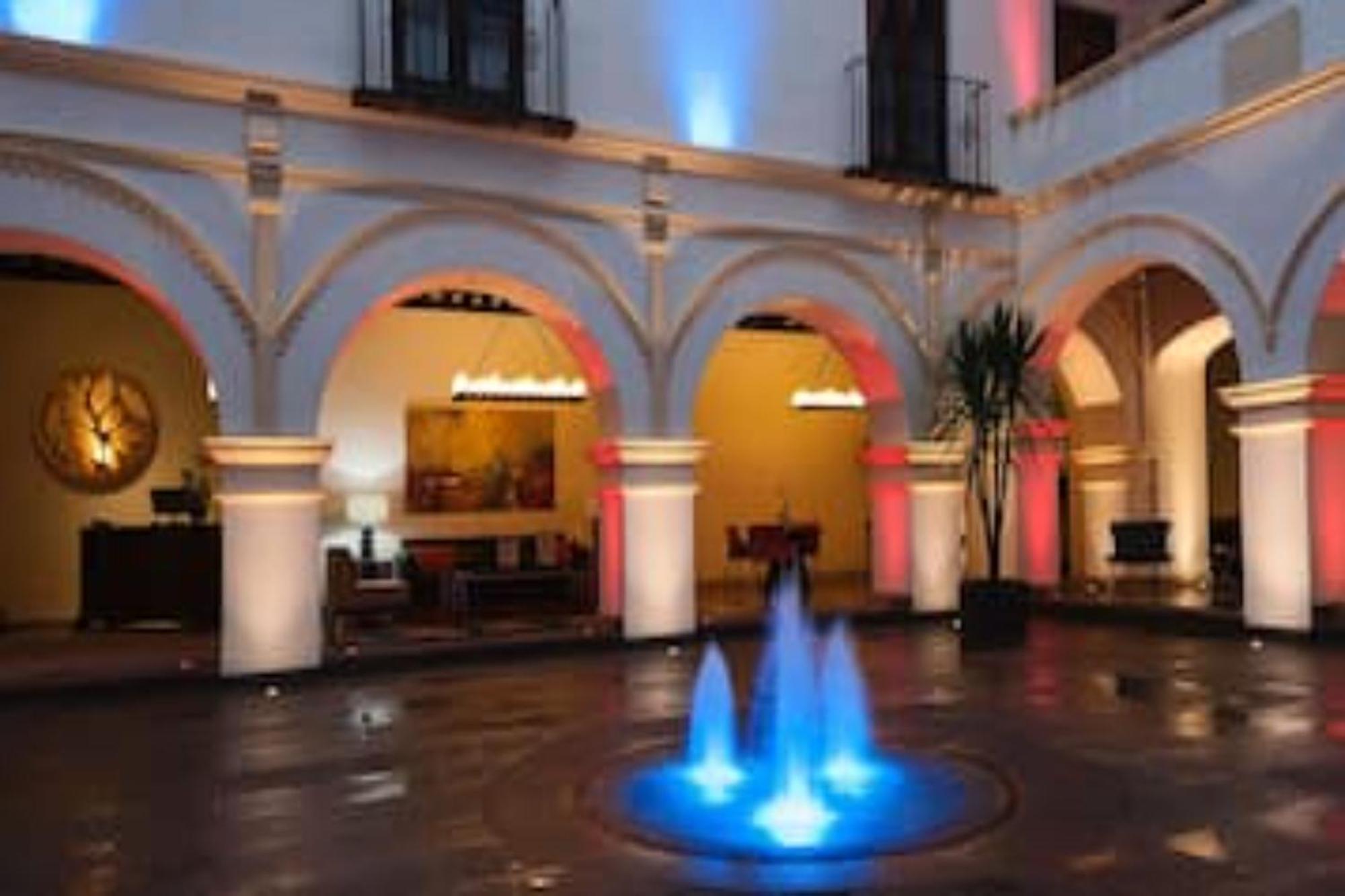 Oyo Hotel Emperadores Inn, Атлиско Екстериор снимка